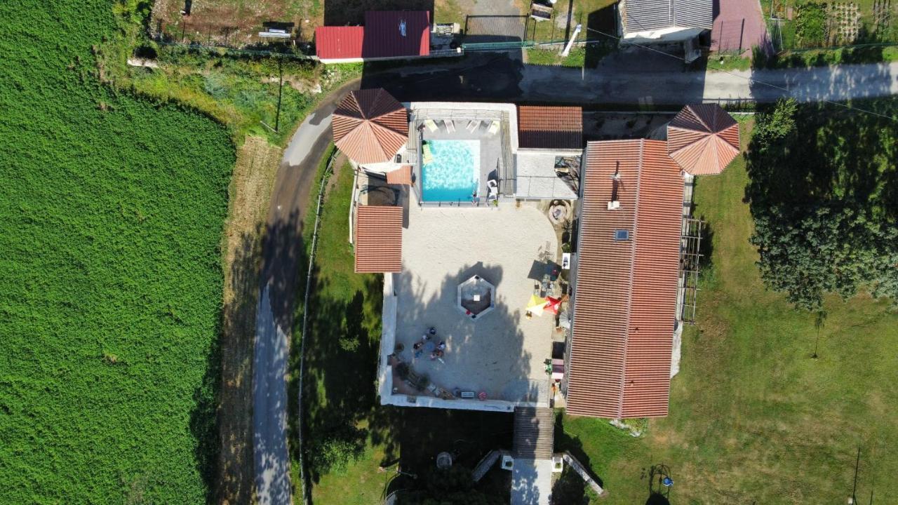 Tour De Charme Atypique Hotel Beauregard-l'Eveque Екстериор снимка